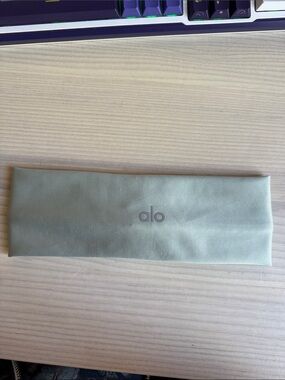 Alo Wide Sage Green Headband